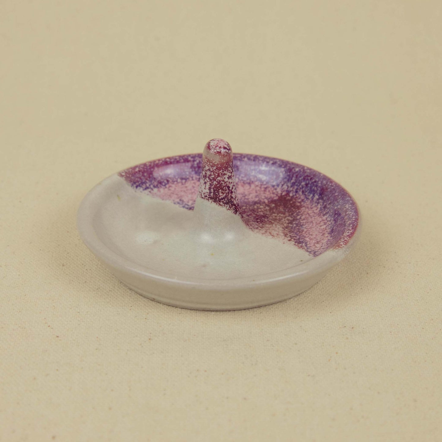 Fuchsia Ring Dish 3