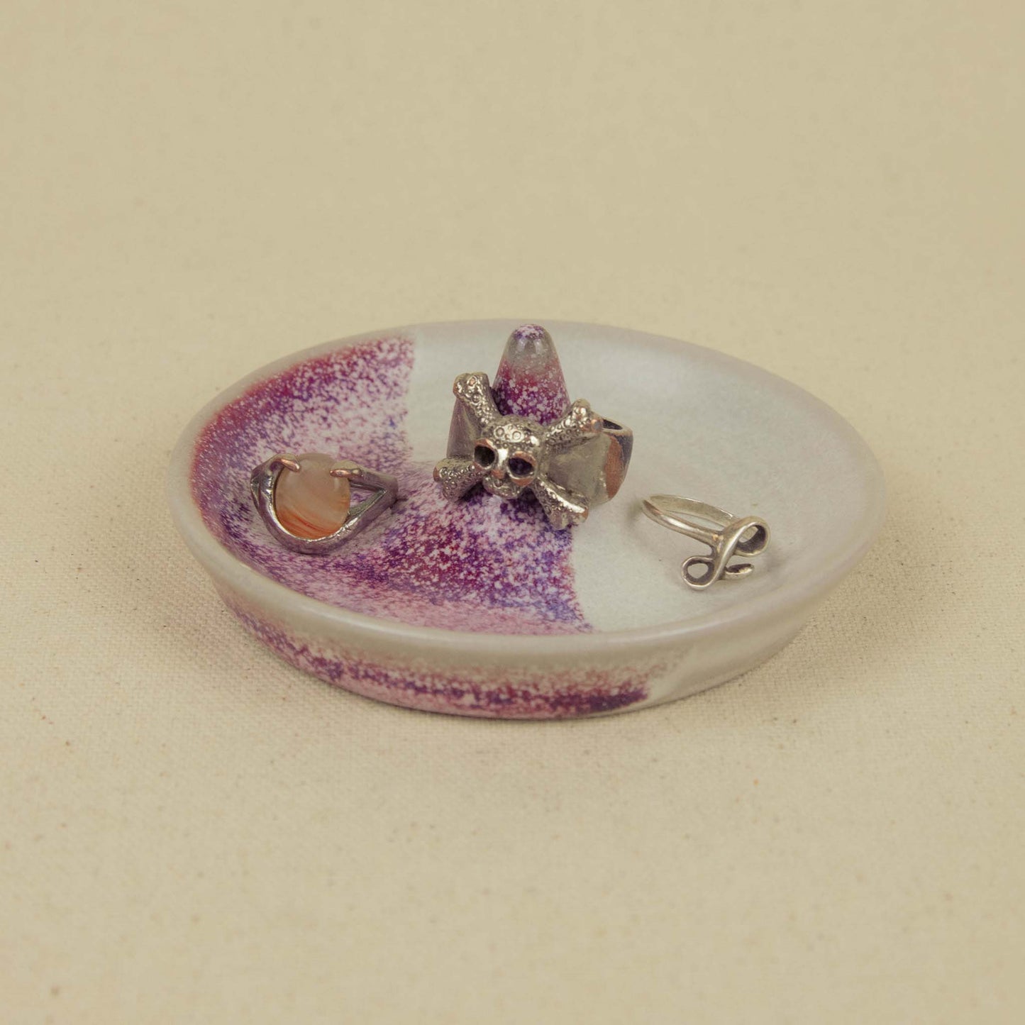 Fuchsia Ring Dish 2